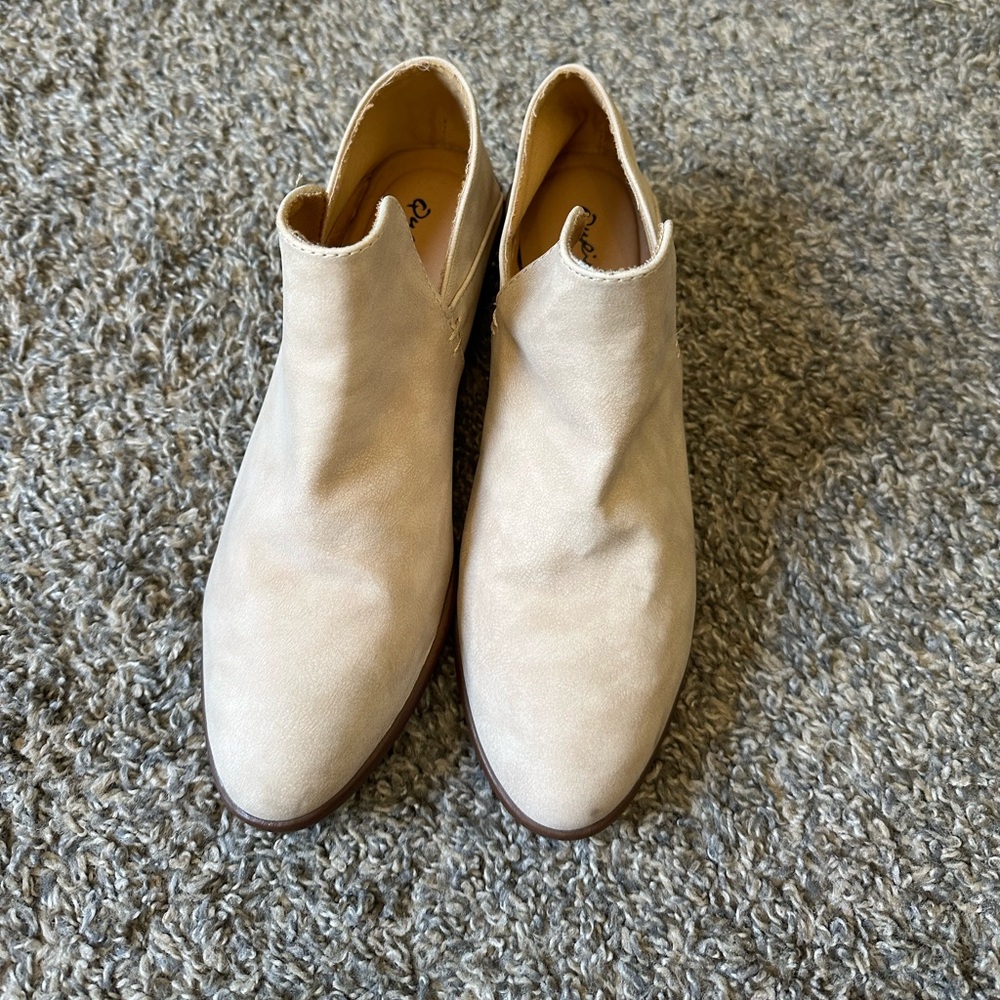Qupid | Cute Tan Leather Cut Out Ankle Booties 7